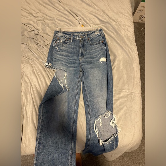 American Eagle Outfitters Denim - American eagle distress Jean